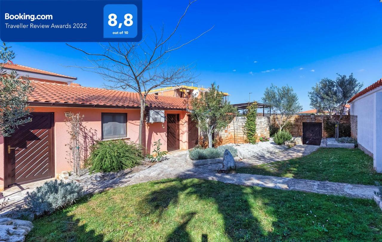 Apartamento Oasi Poreč Exterior foto