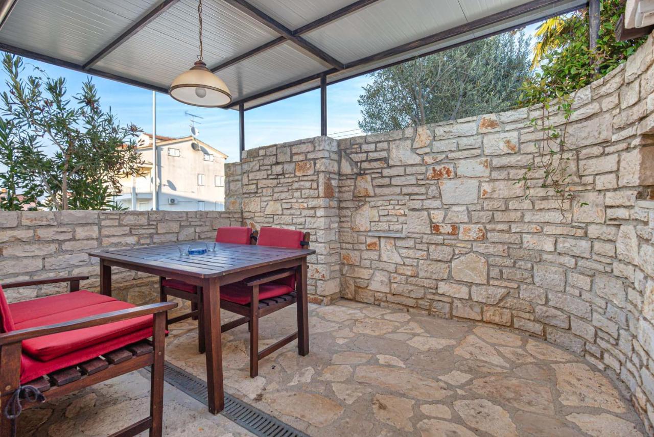 Apartamento Oasi Poreč Exterior foto