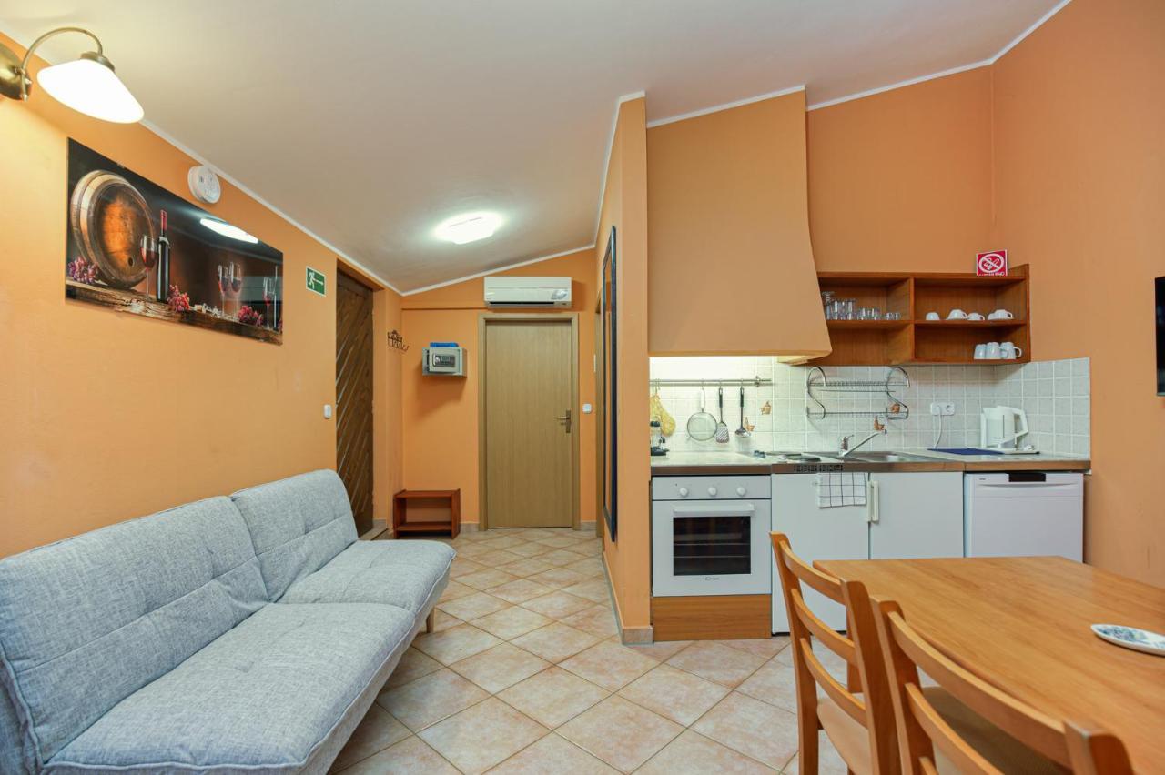 Apartamento Oasi Poreč Exterior foto
